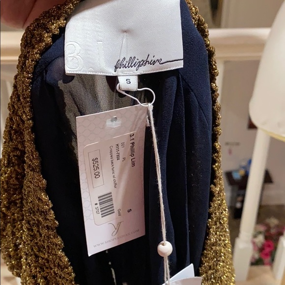 Happy new year 🎆 this top is blazing - Picture 12 of 13